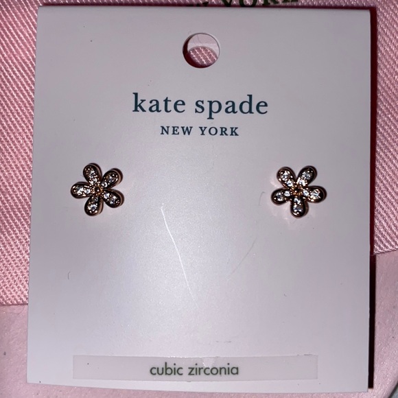 SOLD- spade earrings - Picture 3 of 3